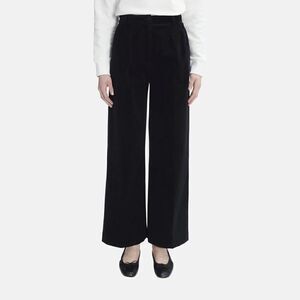 A.P.C.
Black Corduroy Cropped Trousers - 38